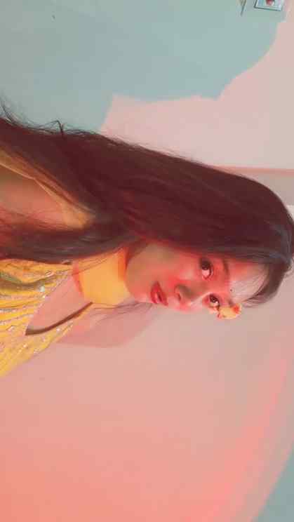 Claiming the heart AND the electricity bill. 😂
.
.
[Lipsync