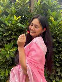 In love with Pink
.
#fypage #explore #viral #traditionalloo