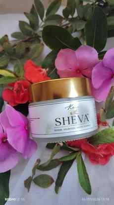 POV: You finally found a night cream that actually works whi