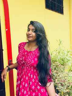 முன் அந்திச் சாரல் நீ🌙💅🏻
.
.
.
.
.
.
.