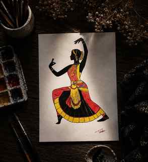 Art that moves even in stillness 🖤💛