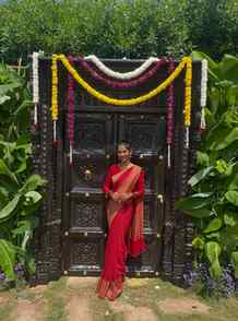 ❤️🪬✨
.
.
.
.
.
.
.
.
.
.
.
.
#banarasisilksaree #sareelove❤