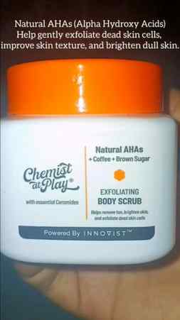 This Chemist at Play body scrub is seriously amazing! It exf