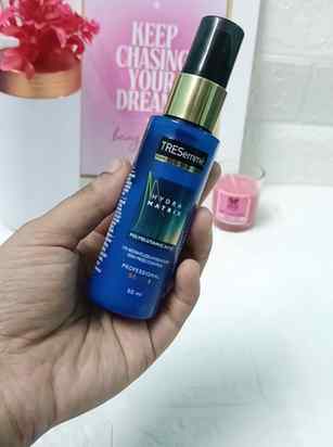 ✨ Smooth hair, effortless shine.
Meet the TRESemmé Hydra Mat