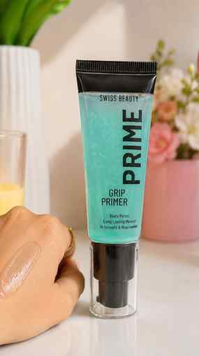 Smooth base = flawless makeup!
Swiss Beauty Hold Me Primer g