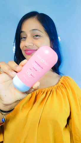 Calling BFF of your oily skin 🧴🍉
#collaboration #dotandkey