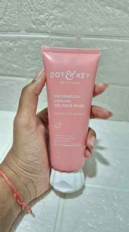 🫧Want a refreshing face wash this summer??🍉 ✨
You NEED t
