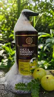 A hair care ritual I'm enjoying lately. 🌿✨
.
.
.
KhadiNatur