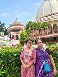 #mayapur ๐ค๐ฆ
When you can create your own glam โจ๐