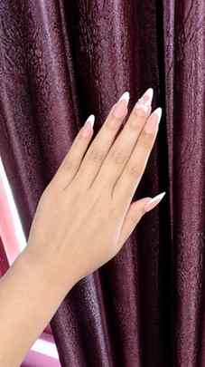 Comment for the link 🔗💅
.
Artificial Reusable Cute Nails �