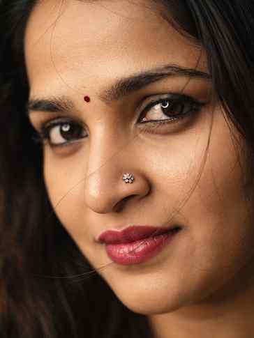 ജീവിതത്തിൽ ഒറ്റപെടാതിരിക്കാൻ ഞാൻ എല്ലാവരെയും സ്നേഹിച്ചു...പക