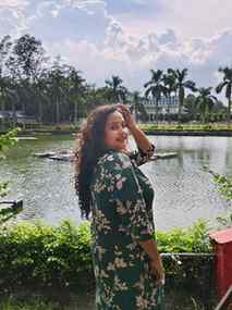 Matched my outfit with the nature ☘️🌤️✨
.
.
Day spent well