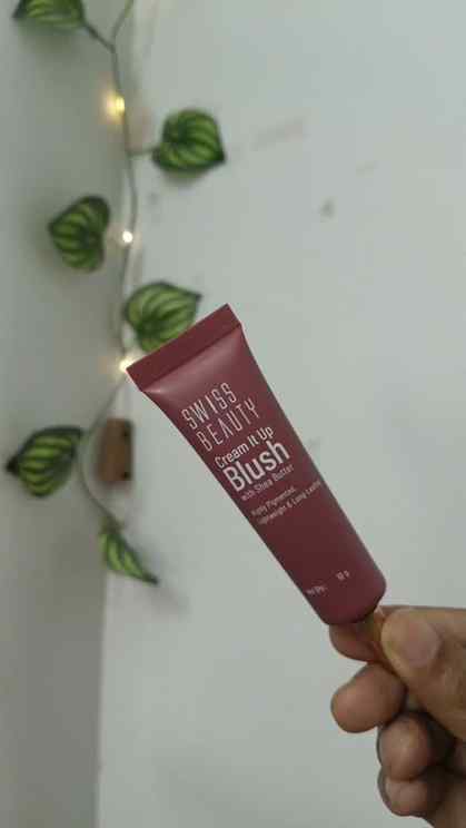 “POV: you found your new everyday blush 💗”
#swissbeauty #u