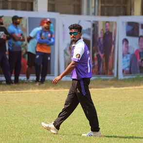 😅 
#fyp #randomclick #cricketworld #trending #post #viral