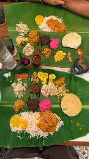 Swapping our spontaneous beach plans for an epic Onam Sadhya