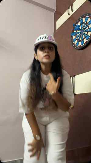 Acha lagta hu ya nahi chalo batao 😜😜…….
Funny,comedy,reel