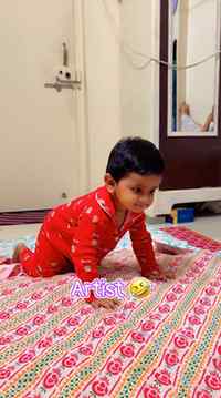 Beauty mark nahi mummy… meri signature hai!” 😂❤️🎨

baby ar