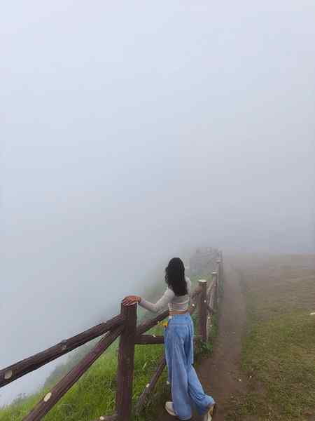" Main kahoon aur tu aajaye......"