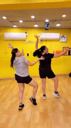 Jamaican Bam Bam 💥 💃🏻✨💃🏻✨💃🏻
……
….,……
………
….
……
Studio