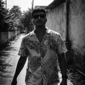 Silence loud, walk deadly — I don’t chase the spotlight, it 