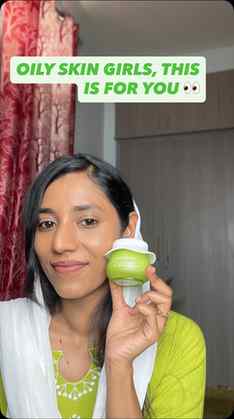 Oily skin-ku moisturiser skip panna koodadhu… but the RIGHT