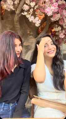 Bts😂Tag your khikhikhi partner 👀😂
#Bestie #BestFriends #