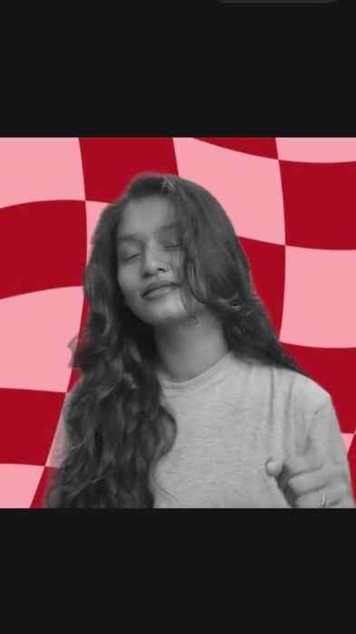 My Playlist makes me go crazy 🫠💃
.
IB- @byebijoyeeta
#tren
