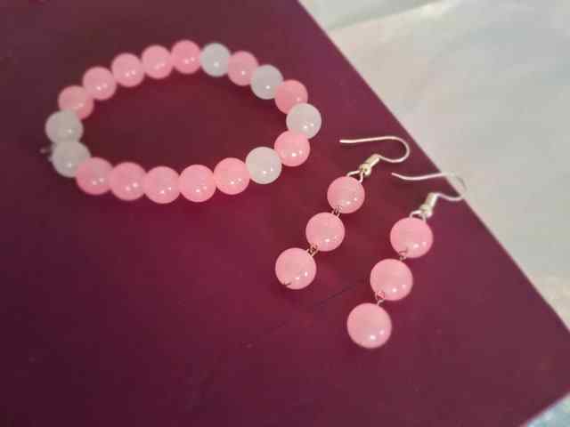 Beautiful bead earrings with bracelet🎀
DM to order..!
#earr