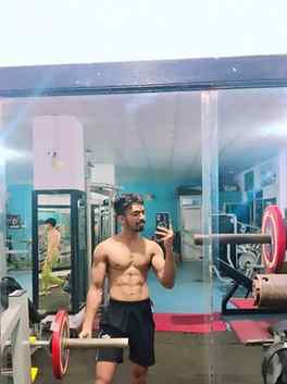 Daily track motivation aur heavy lifting content ke liye @aj