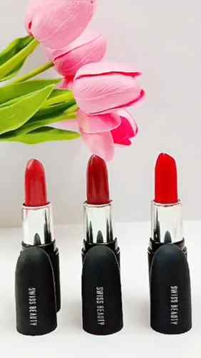 Bold lips, effortless confidence 💄✨
Swiss Beauty Pure Matte