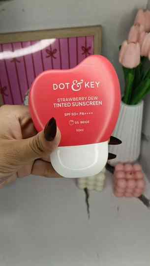 Strawberry glow + sun protection in one 🍓☀️✨
My new everyda