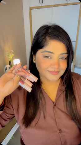 POV: You’re looking for a nude lipstick that actually comple