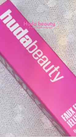 @hudabeauty @huda how gorgeous is this shade🌸🤌🏻
In frame:
