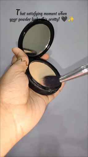 Your everyday makeup essential for that flawless, matte fini