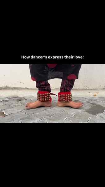 Letting my ghungroo speak❤️✨

#barathanatyam #classic #dance