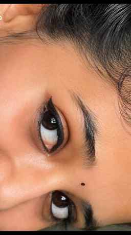 The eyes tell more than words ever say:)

#explorepage✨ #eye
