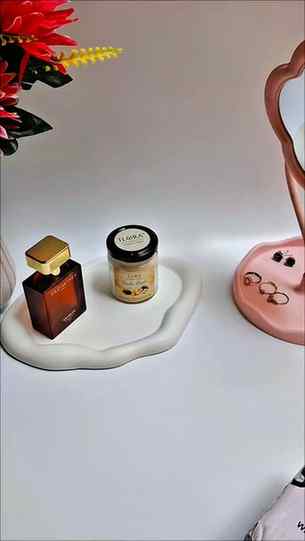 The most awaited pr 🎀
@suroskiebeauty 
.
.
#instagram #vira