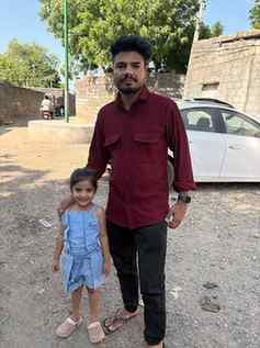 તો આજે આવીગયા દેવ આહીર ભાઈ મને મળવા 😎 @anis_udheja_72 @dev_