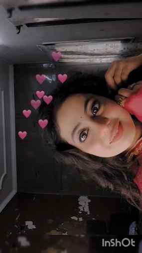 In my "Mai Apni Favourite Hu" era💃🏻🩷
#indianstyle #des