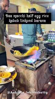 Tag and share your friend withbahom you wanna eat egg rice a