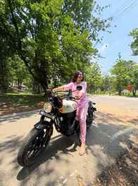 I never thought of riding a bike and here I am with @royalen