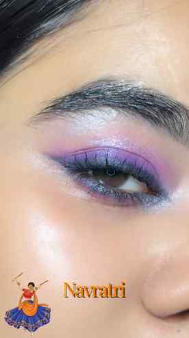 Navratri 🪷💃🏻
Eyelook tutorial 🌸

(Navratri eye makeup tu