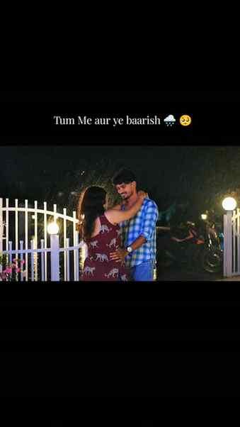 Tum, main aur ye baarish... bas itna hi kaafi hai. ❤️☔
Some