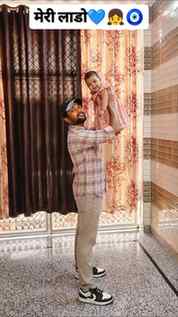 "Papa ki pari, Papa ke pankhon par. 🕊️❤️"#FathersDay #PapaK