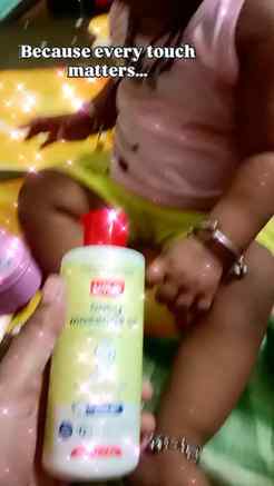 Baby ki delicate skin ke liye gentle care is always a must!