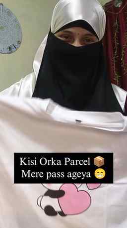 2_Bedsheets Order ki thiโฆ Aur Parcel mein kisi aur ke T-shir