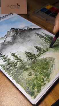 A rainy evening, a blank canvas, and mountain peaks β¨ποΈ
I