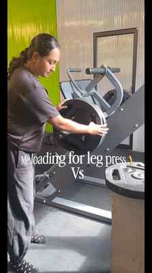 Bench Press: Let’s stay humble today 😂🏋️♀️
#LegDay #Bench