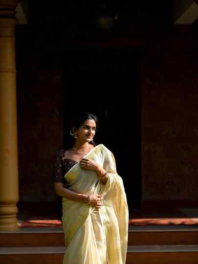 In the calm of a new beginning
Happy vishu 🌼🌝
Makeup and