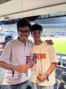 ✨ Huge thanks to @cadburydairymilkin for the exclusive IPL t
